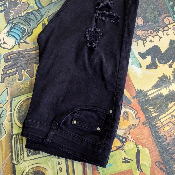 Men's Distressed Skinny Jeans - Picture 7 of 12